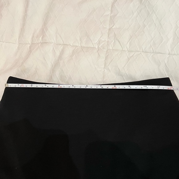 Forcast - Size AU 6 - black asymmetrical ruffle skirt - Picture 5 of 8